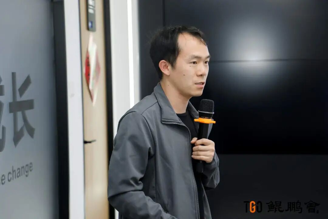 滴滴滴DeepSeek！三场活动金句已送达：DeepSeek is a Feature，not a Product 配图 8