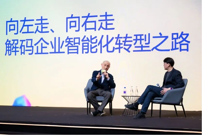 让 AI 做 AI 擅长的事，让人更像人