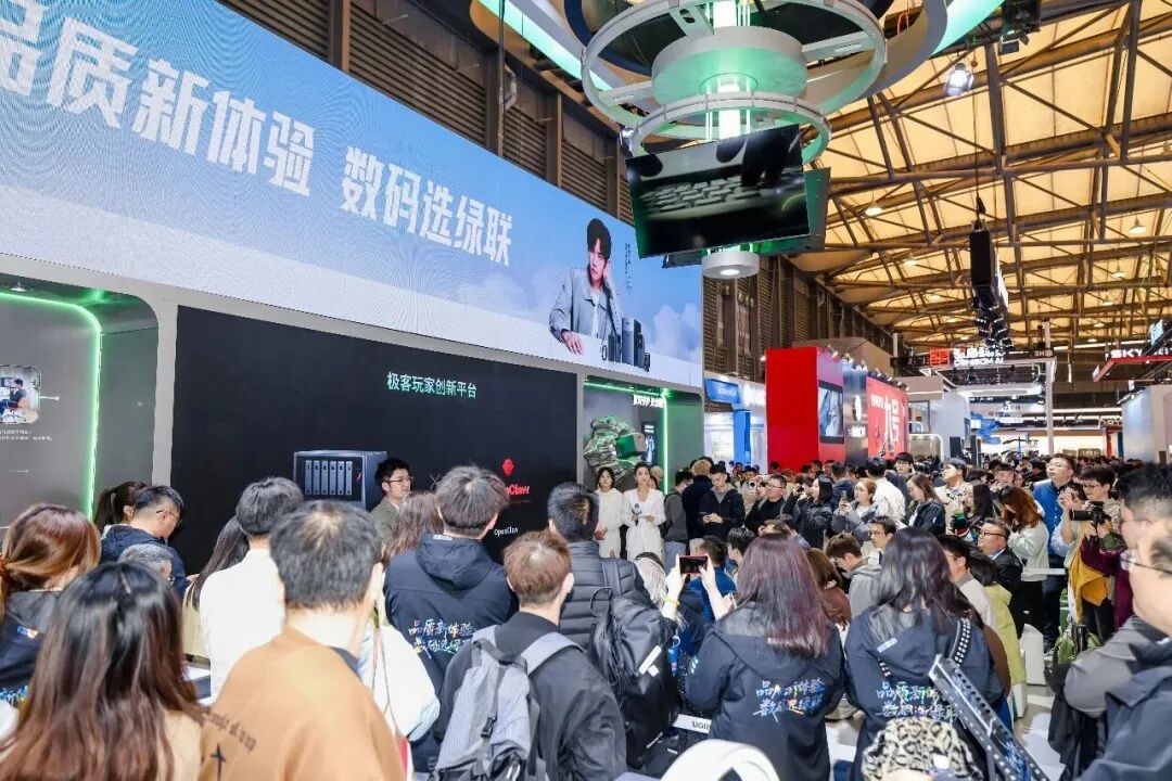 探展绿联：原生内嵌 MiniMax，OpenClaw 开箱即用，AI NAS 正在破圈 配图 9