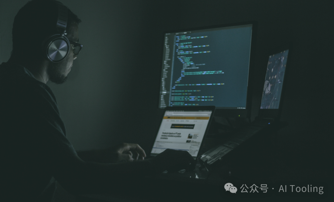 LLM 是否消除了对编程语言的需求？