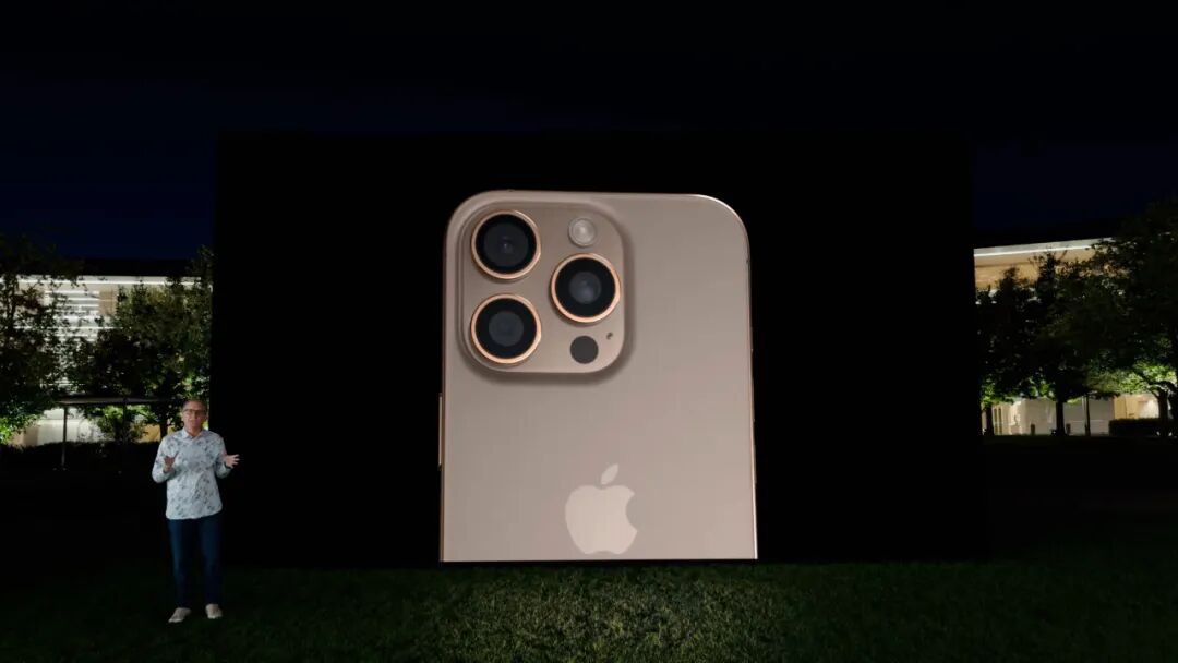苹果刚刚发布史上首台 AI iPhone，最大亮点是按键 配图 19