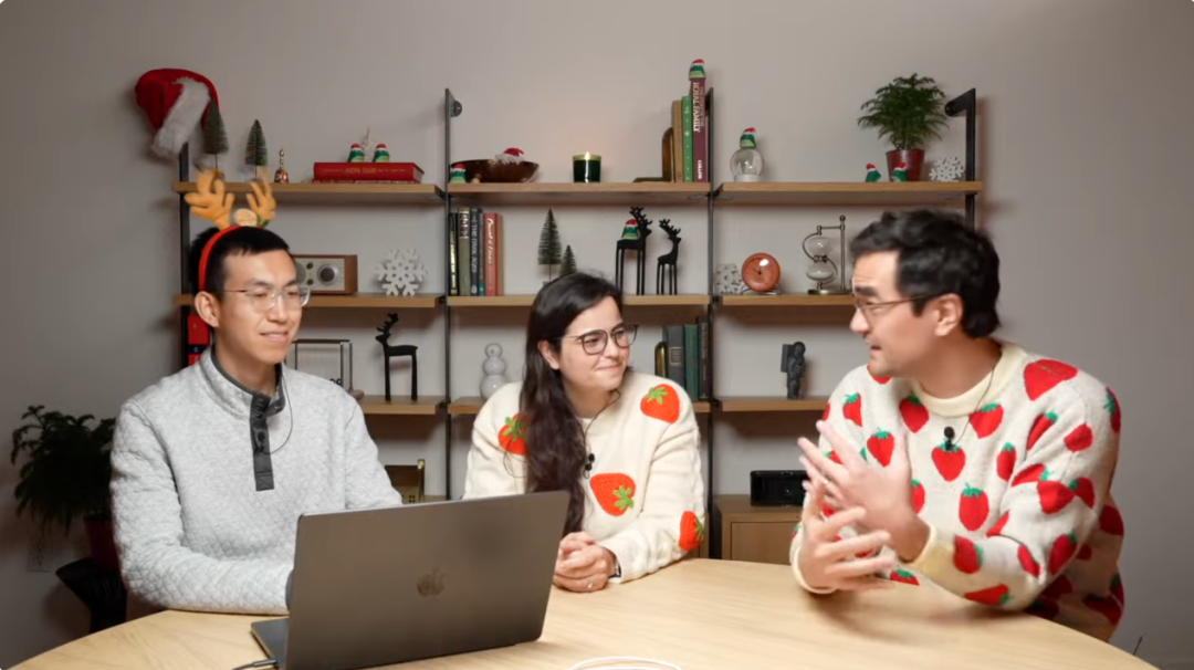 OpenAI 年底「百亿补贴」来了，满血 o1 API 开放，成本暴跌，定制升级