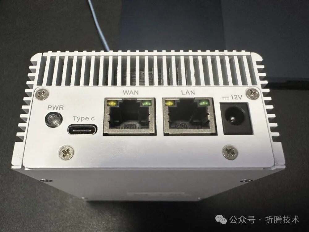 算能端侧 AI 盒子 Stable Diffusion 一秒一张图：AirBox BM1684X 配图 8