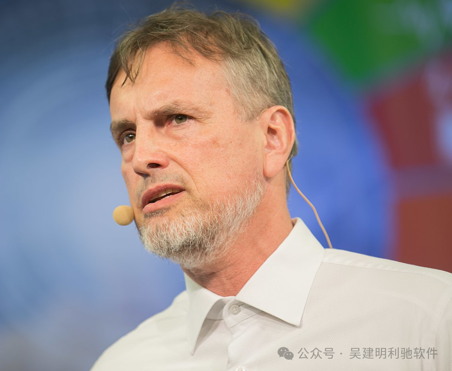 LSTM 是一种时间循环神经网络
