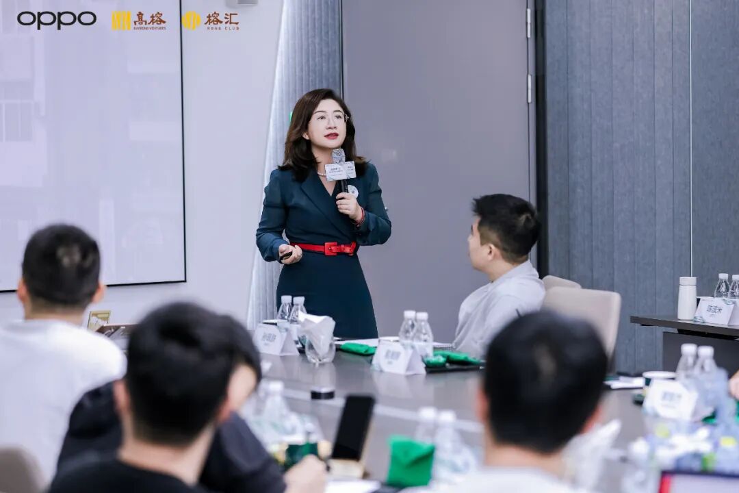 在「AI手机元年」走进OPPO：本分是基座，AI是广阔天空 | 榕汇 配图 3