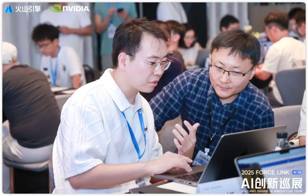 在现场也跟PP团队的小伙伴们反馈了，如果还没改，我要去大钟寺push了~