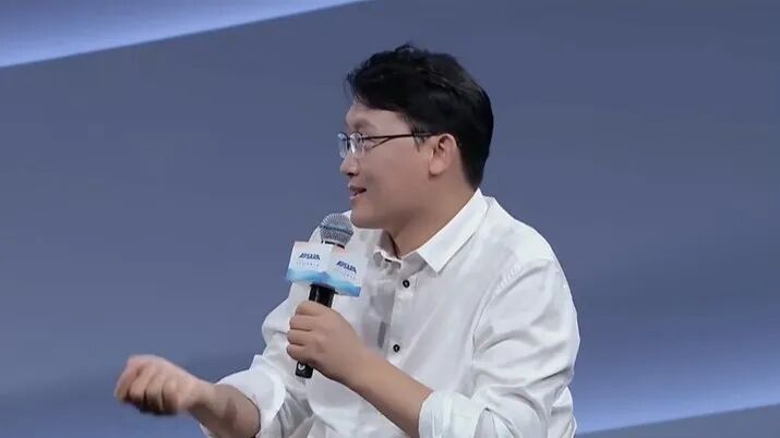 杨植麟、姜大昕、朱军云栖激辩：我们对大模型发展的预测，都过于保守了 配图 3