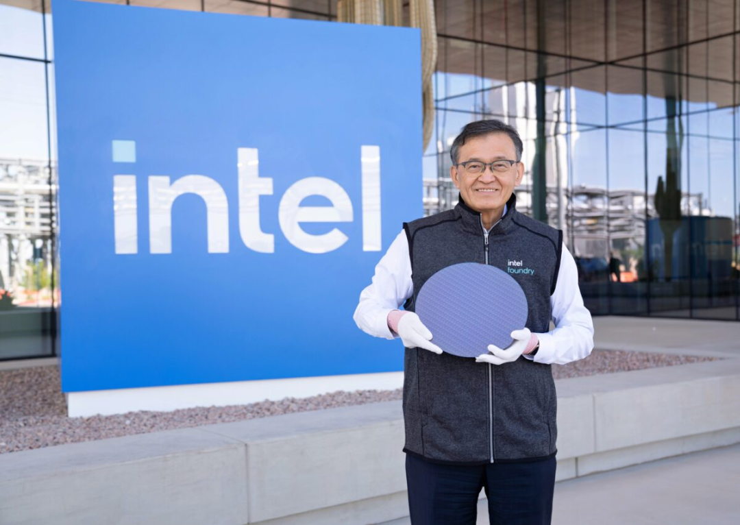 英特尔发布“2纳米级”工艺CPU，你的AI PC性能即将暴涨50% 配图 9