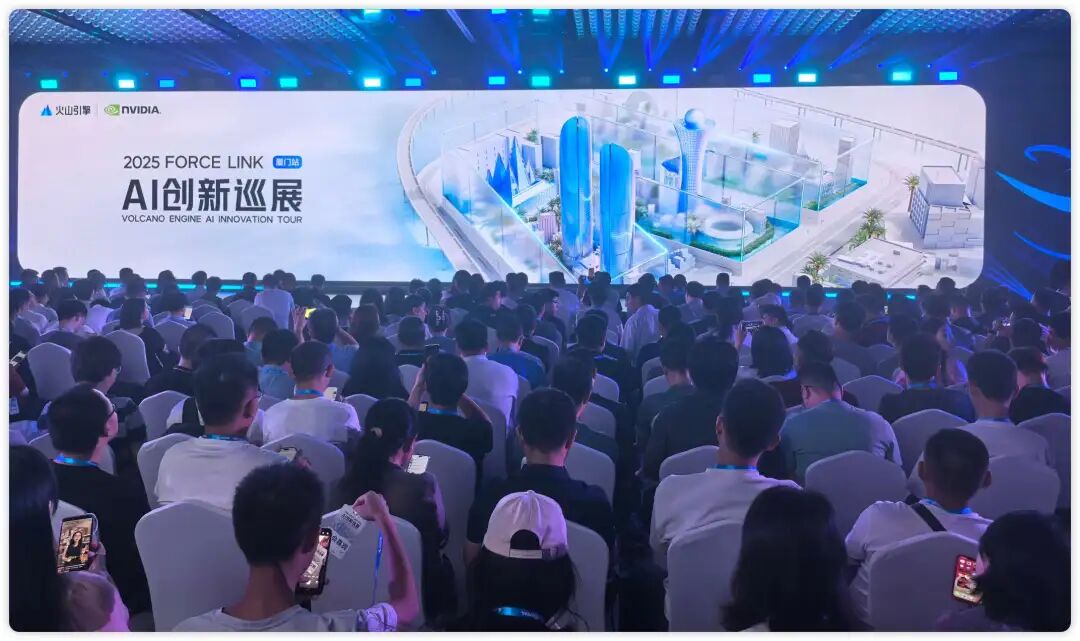 对，没错，这是我的「站排」视角