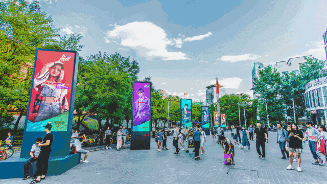 AI 时代的户外广告牌：走向动态实时广告的未来！ 配图 3