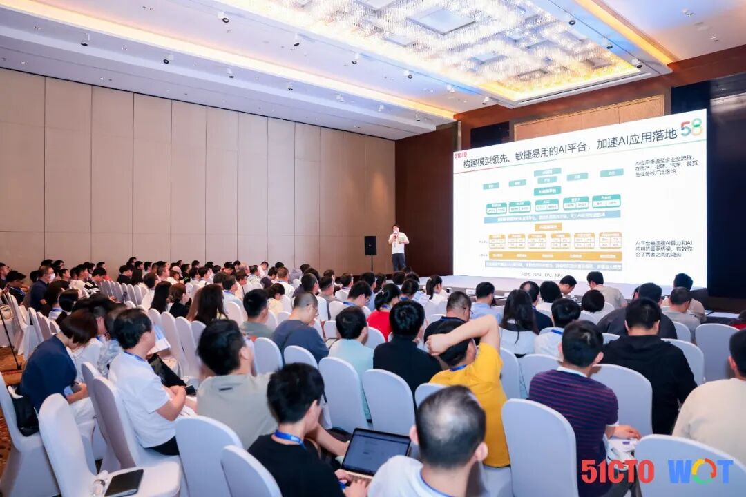 加速AI应用落地，大模型与智能体何以成为“双骄”