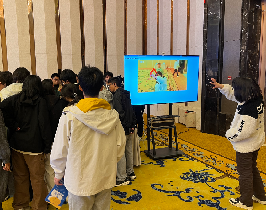 AI+鸿蒙，OrangePi AIpro在武汉昇腾AI开发者创享日上很“吸睛” 配图 5
